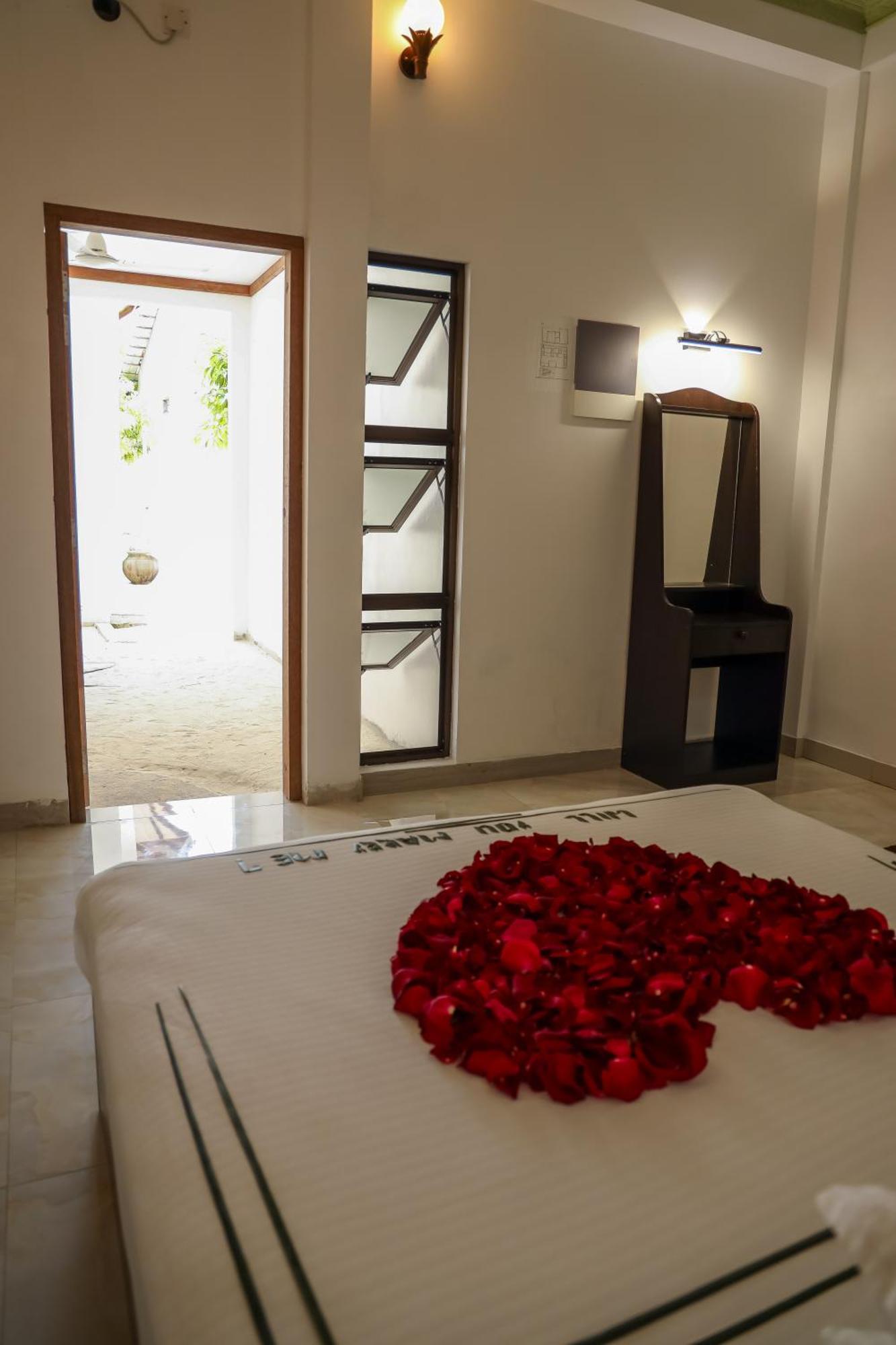 Shifa Lodge Maldives Feridhoo Екстер'єр фото